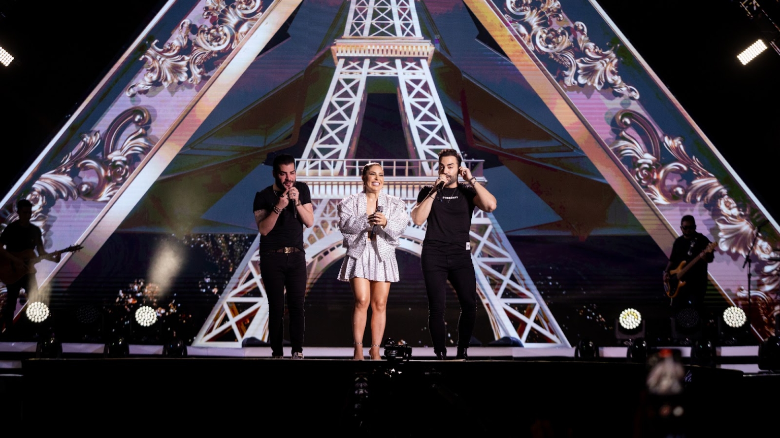 Manu Bahtidão lança a música Torre Eiffel Guilherme Benuto